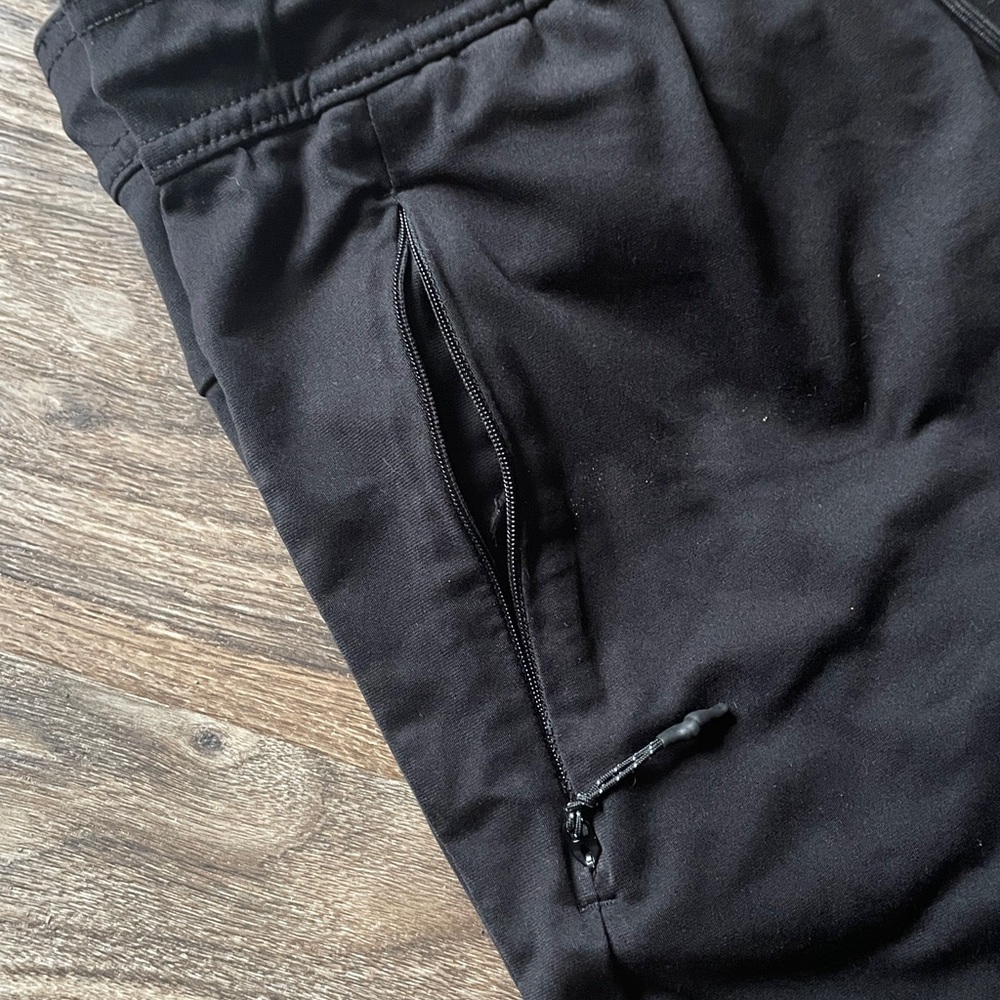 American Eagle Outfitters Black Joggers - Picture 2 of 4